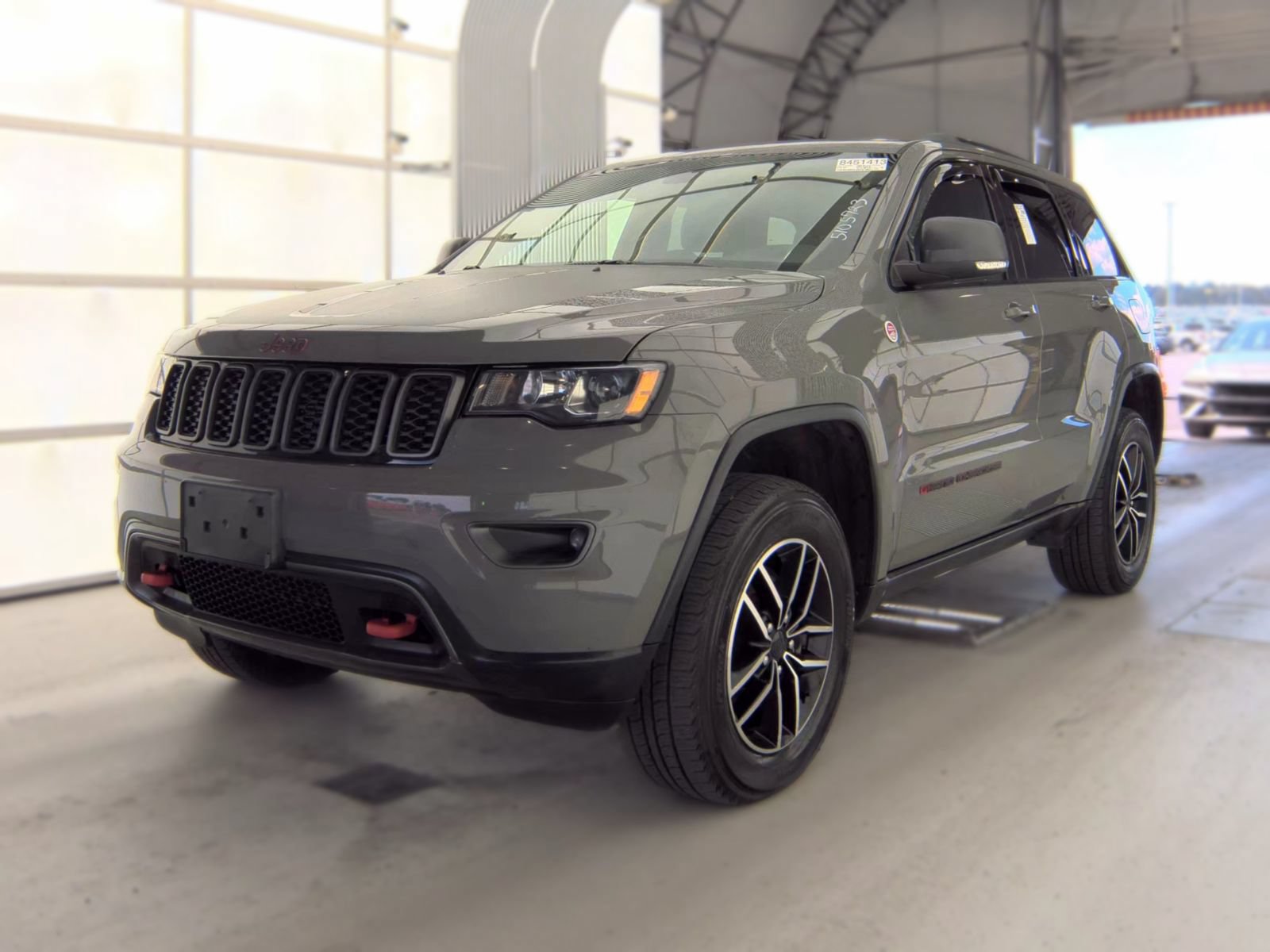 Used 2020 Jeep Grand Cherokee Trailhawk AWD/4WD image 1
