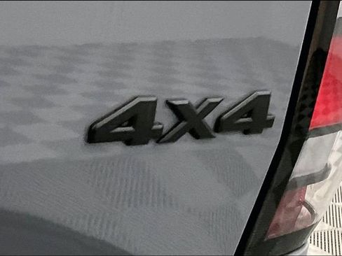 New 2026 Nissan Frontier SV w/ Tow Package image 20