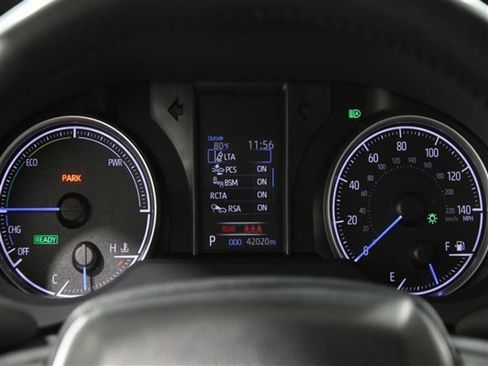 Used 2021 Toyota Venza LE w/ Carpet Mat Package (TMS) image 8