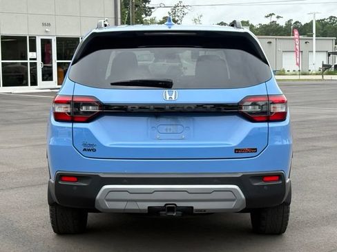 Used 2024 Honda Pilot TrailSport image 4