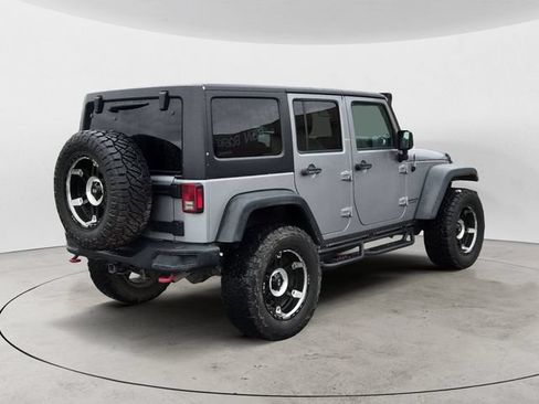 Used 2017 Jeep Wrangler Unlimited Rubicon w/ Dual Top Group AWD/4WD image 5