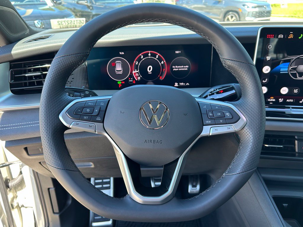 New 2026 Volkswagen Tiguan SE R-Line AWD/4WD image 19