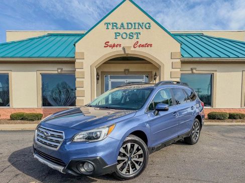 Used 2017 Subaru Outback 3.6R Limited image 2