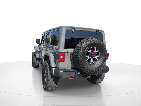 Used 2018 Jeep Wrangler Unlimited Rubicon w/ Dual Top Group image 3