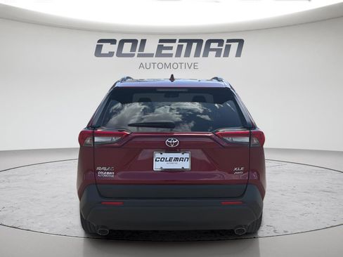 Used 2019 Toyota RAV4 XLE Premium w/ Cold Weather Package AWD/4WD image 4
