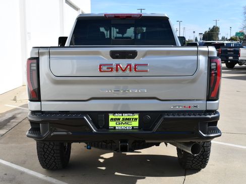 New 2026 GMC Sierra 2500 AT4X image 6