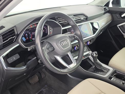Certified 2022 Audi Q3 2.0T Premium Plus w/ Premium Plus Package AWD/4WD image 15