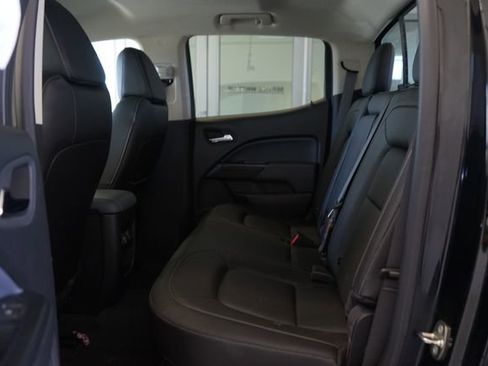 Used 2022 Chevrolet Colorado Z71 w/ Z71 Midnight Edition AWD/4WD image 30