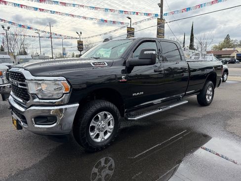 Used 2024 RAM 3500 Big Horn image 4