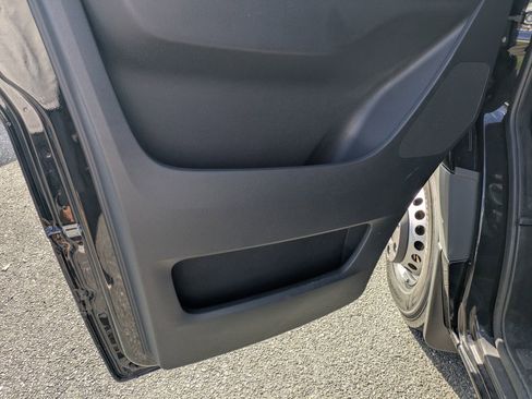 Used 2023 Mercedes-Benz Sprinter 3500 image 12