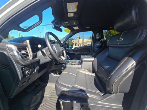Used 2024 Ford F350 Platinum AWD/4WD image 21