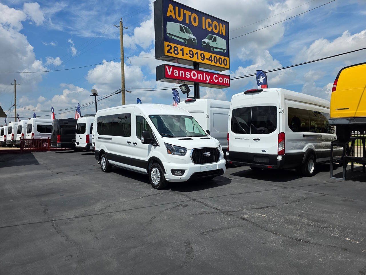 Used 2026 Ford Transit 350 XLT RWD image 30