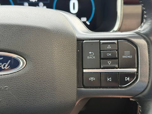 Used 2023 Ford F150 Lariat w/ Equipment Group 502A High AWD/4WD image 17