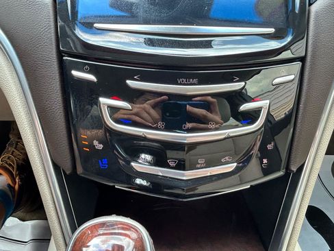 Used 2013 Cadillac XTS Luxury w/ Driver Awareness Package FWD image 23