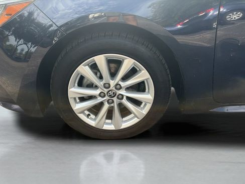 Used 2024 Toyota Corolla LE w/ LE Convenience Package FWD image 24