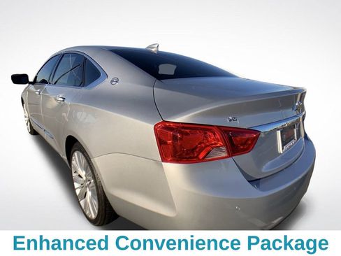 Used 2017 Chevrolet Impala Premier w/ Enhanced Convenience Package image 4