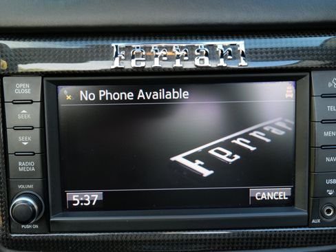 Used 2014 Ferrari California image 27