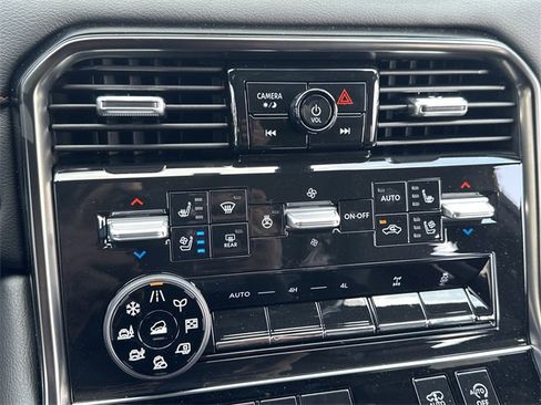 New 2025 Nissan Armada PRO-4X w/ Pro-4X Premium Package image 7