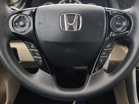 Used 2016 Honda Accord LX image 26