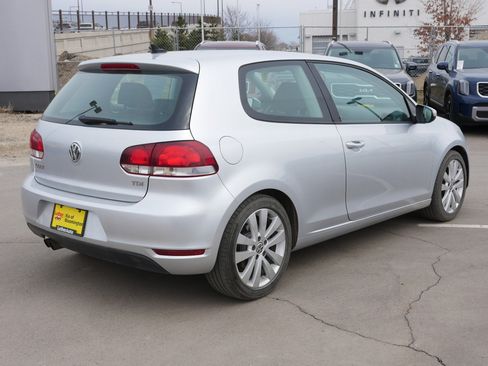 Used 2013 Volkswagen Golf TDI image 4
