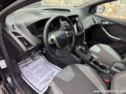 Used 2014 Ford Focus ST FWD image 5