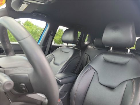 Used 2024 Jeep Compass Limited AWD/4WD image 17
