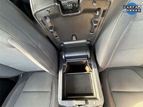 Used 2021 Chevrolet Traverse LS image 20