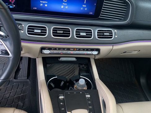 Certified 2024 Mercedes-Benz GLS 450 4MATIC image 2