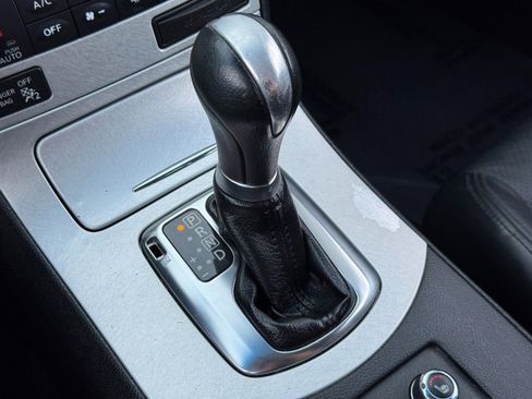 Used 2009 INFINITI G37 Journey w/ Premium Pkg image 30