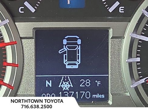 Used 2016 Toyota 4Runner Limited image 16