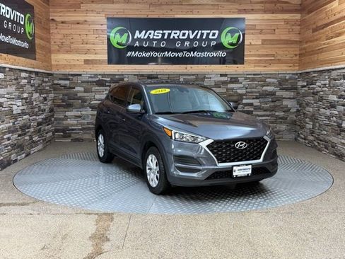 Used 2019 Hyundai Tucson SE image 2