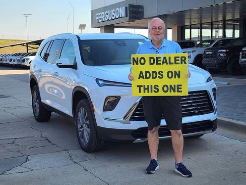 New 2026 Buick Enclave Preferred image 1