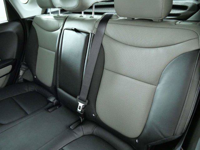 Used 2017 Kia Soul + w/ Primo Package FWD image 22