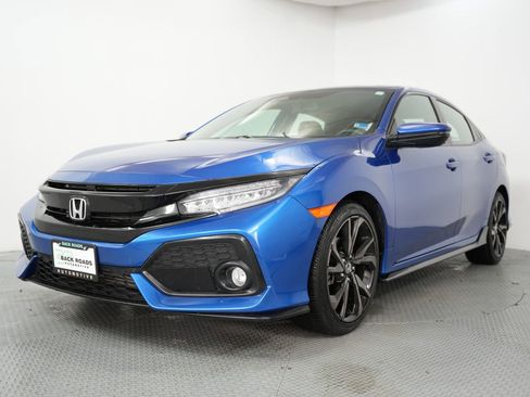 Used 2018 Honda Civic Sport Touring image 3