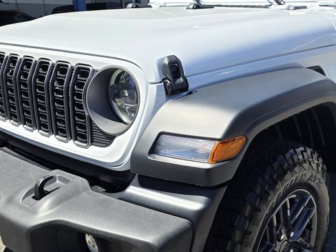 New 2026 Jeep Wrangler Unlimited Sport AWD/4WD image 8