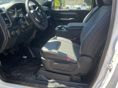 New 2025 RAM 3500 Tradesman image 15