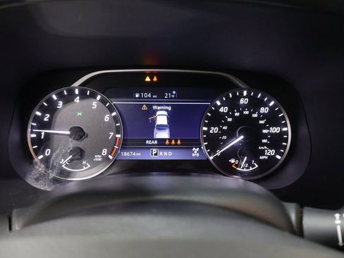 Used 2024 Nissan Frontier SV image 40