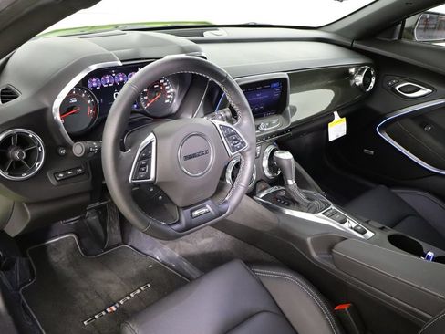 Used 2020 Chevrolet Camaro SS RWD image 29
