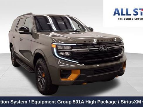 Used 2025 Ford Expedition Tremor image 1