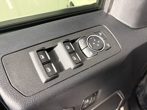 Certified 2019 Ford F150 Platinum w/ Equipment Group 701A Luxury AWD/4WD image 12