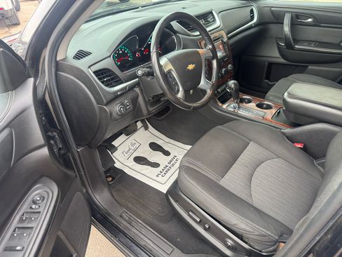 Used 2014 Chevrolet Traverse LT w/ All-Star Edition image 9
