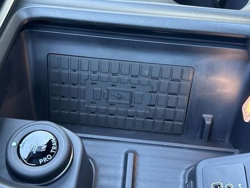 New 2025 Ford Expedition Max Platinum w/ Stealth Appearance Package image 26