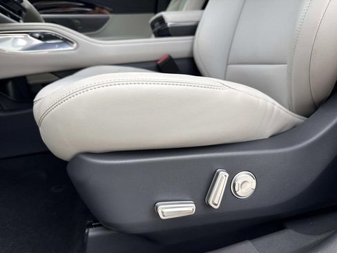 New 2026 Lincoln Nautilus Premier w/ Equipment Group 102A image 19