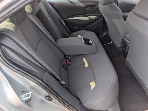 Used 2022 Toyota Corolla LE image 5