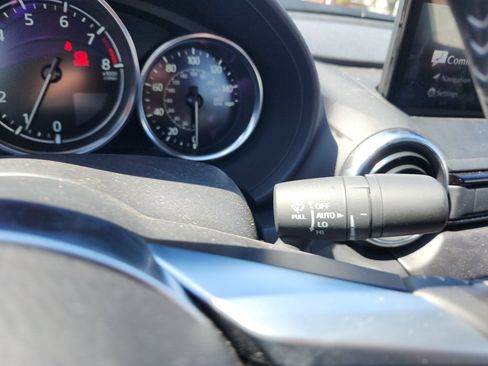 Used 2025 MAZDA MX-5 Miata RF Grand Touring RWD image 27