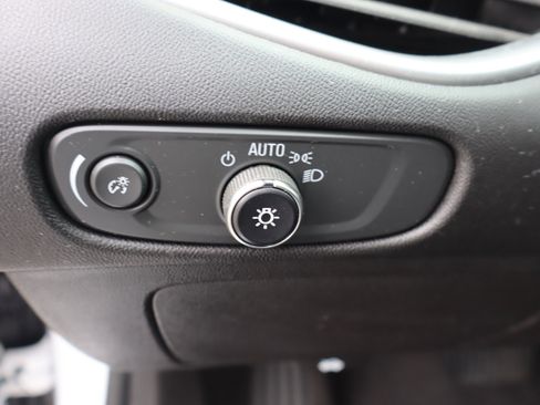 Used 2024 Chevrolet Malibu LT image 18