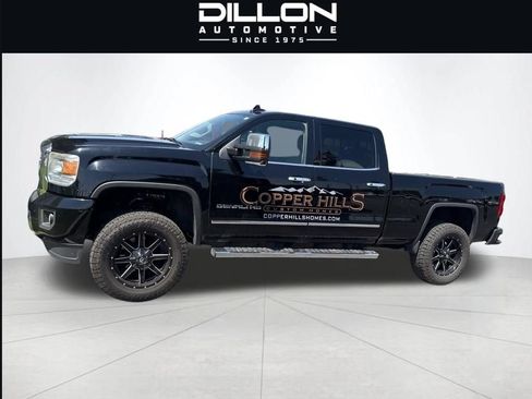 Used 2016 GMC Sierra 2500 Denali w/ Duramax Plus Package AWD/4WD image 2