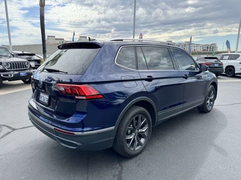 Certified 2023 Volkswagen Tiguan SE FWD image 10
