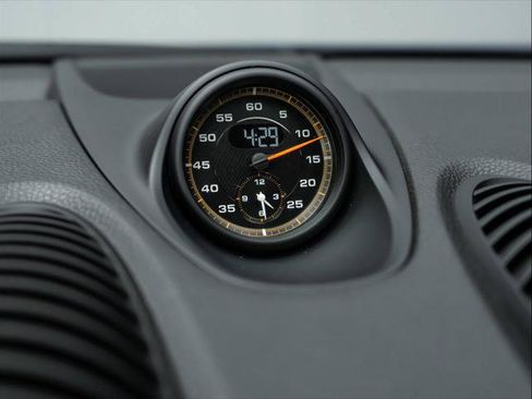 Used 2024 Porsche 718 Cayman GT4 RS RWD image 25