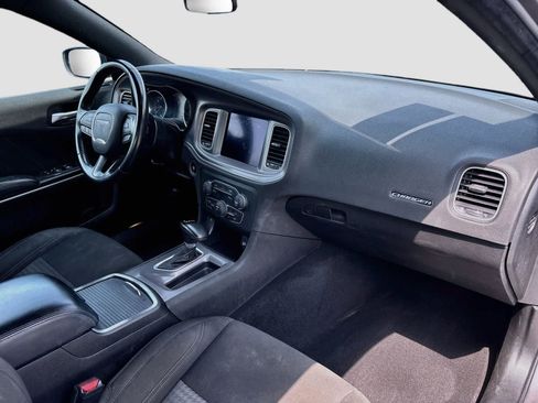 Used 2023 Dodge Charger SXT RWD image 28